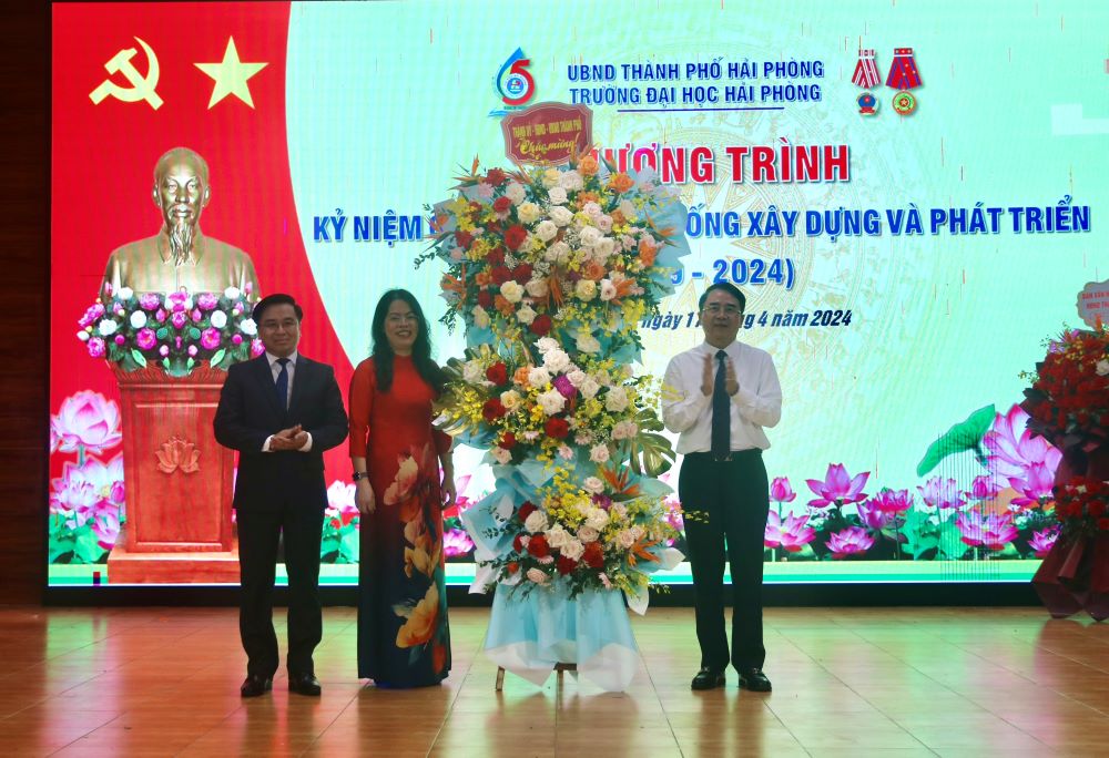 Trường Đại học Hải Phòng: Đào tạo nguồn nhân lực chất lượng cao phục vụ sự phát triển kinh tế, xã hội thành phố và đất nước